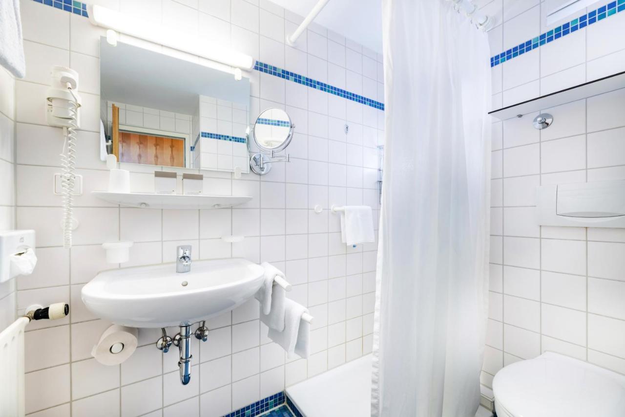 Thermenhotel Gesundheits-bad Buchau 4*